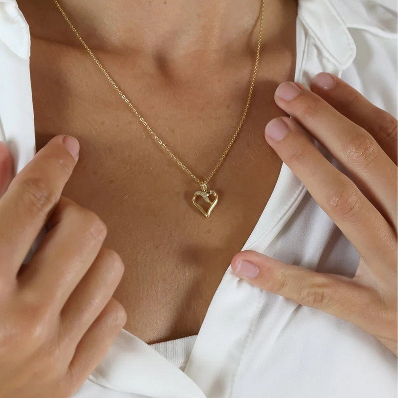 Aagaard halskæde i 8 kt guld med hjerte og zirkonia, inkl. forgyldt kæde 45 cm