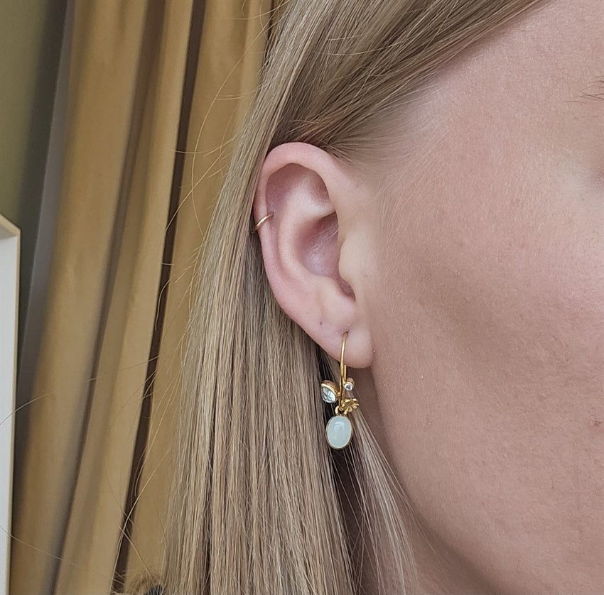 Forest Lake ørehængere i forgyldt sølv med blå sten fra Rabinovich