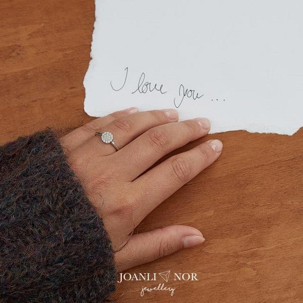 ANNIENOR sølvring med rund zirkoniaplade fra JoanliNor