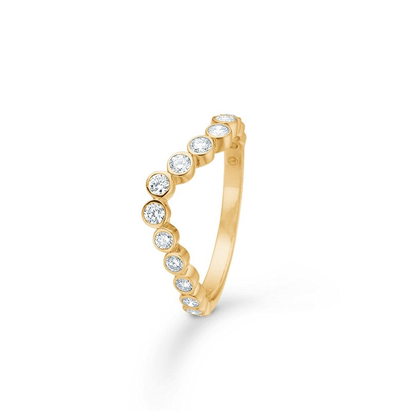 Freya ring i 14 karat guld med 0,54 ct. diamanter fra Mads Z – elegant guldring med runde diamanter.