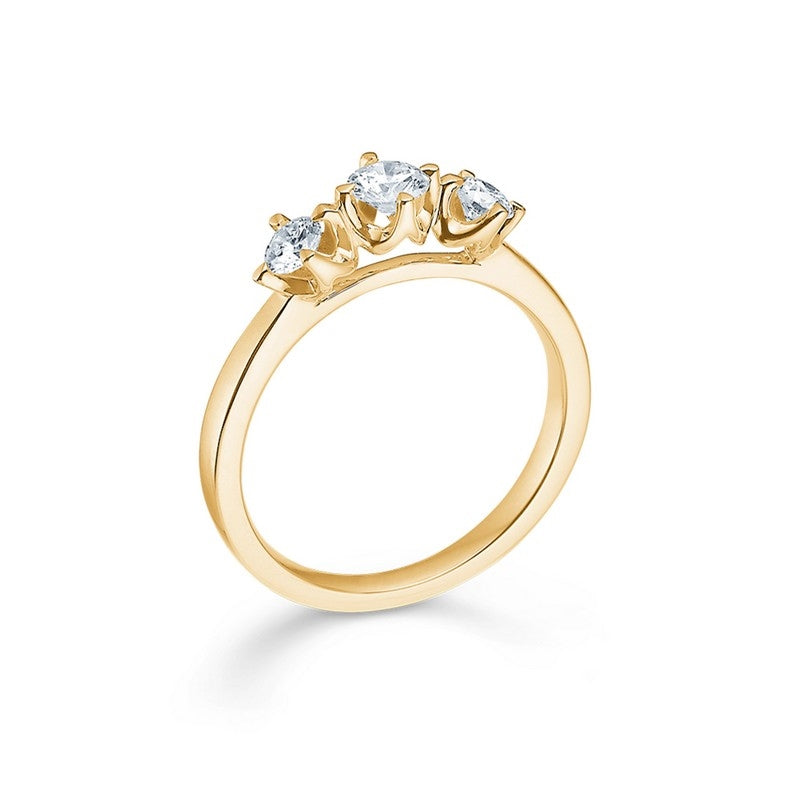 CROWN trinity ring i 14 karat guld med 0,17 ct diamanter fra Mads Z