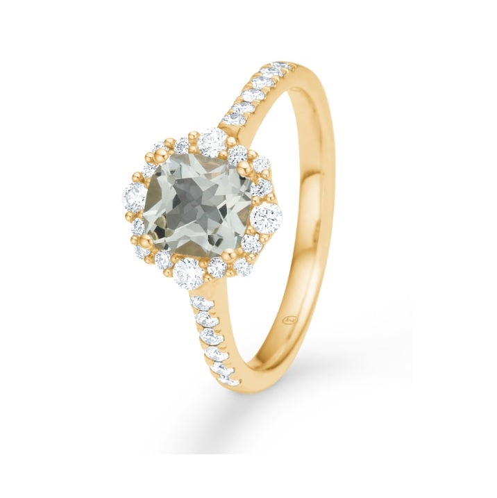 Menthe ring fra Mads Z i 14 karat guld med mintgrøn ametyst og 0,33 ct diamanter.