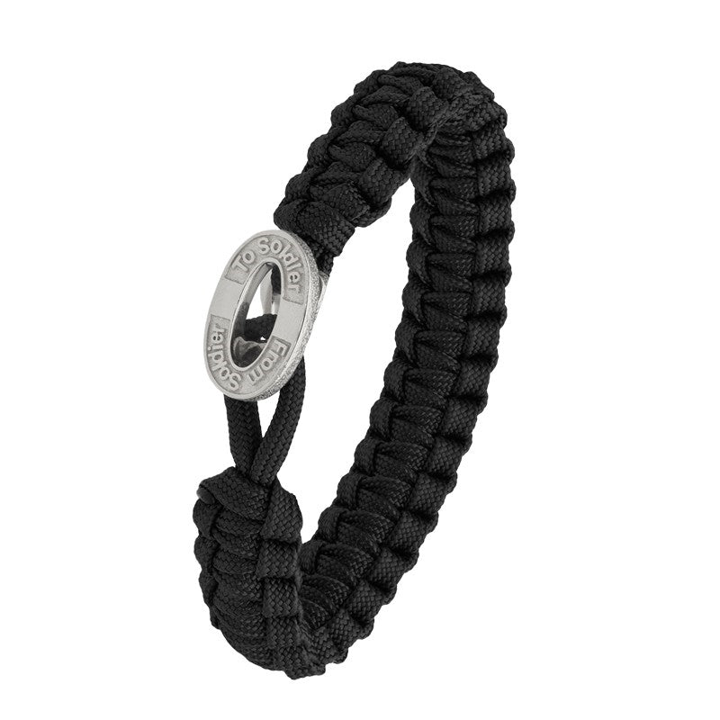 From Soldier To Soldier armbånd i sort faldskærmsline med oval sølvlås 19–23 cm