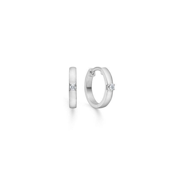 Crown Alliance creoler fra Mads Z i 14 karat hvidguld med 2 x 0,02 ct diamanter.