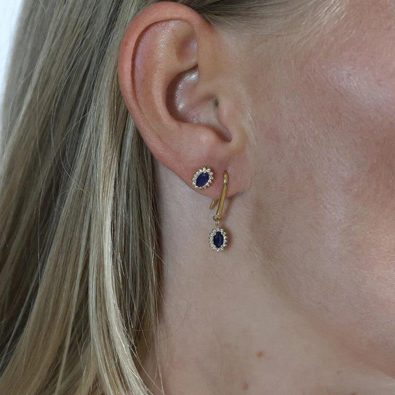 Aagaard øreringe i 8 kt guld med safirer og diamanter