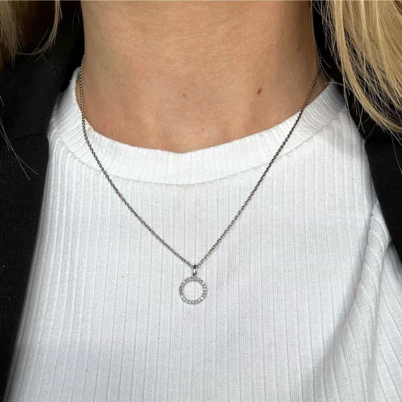 Siersbøl halskæde i 14 kt hvidguld med 0,02 ct diamant, 42+3 cm