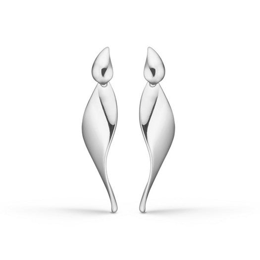 Silhouette ørestikker i sterlingsølv fra Mads Z Silver Label med moderne, feminin form.