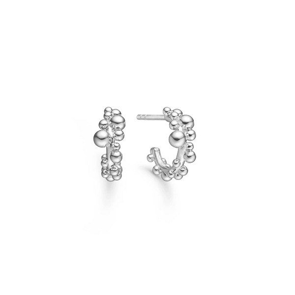 Bubbles ørestikker i sølv fra Mads Z Silver Label med bobleformede detaljer.