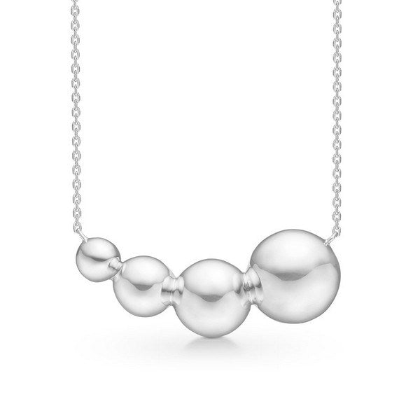 Biggest Ball halskæde fra Mads Z Silver Label i sterlingsølv med vedhæng af fire sølvkugler i varierende størrelser, 42–50 cm.
