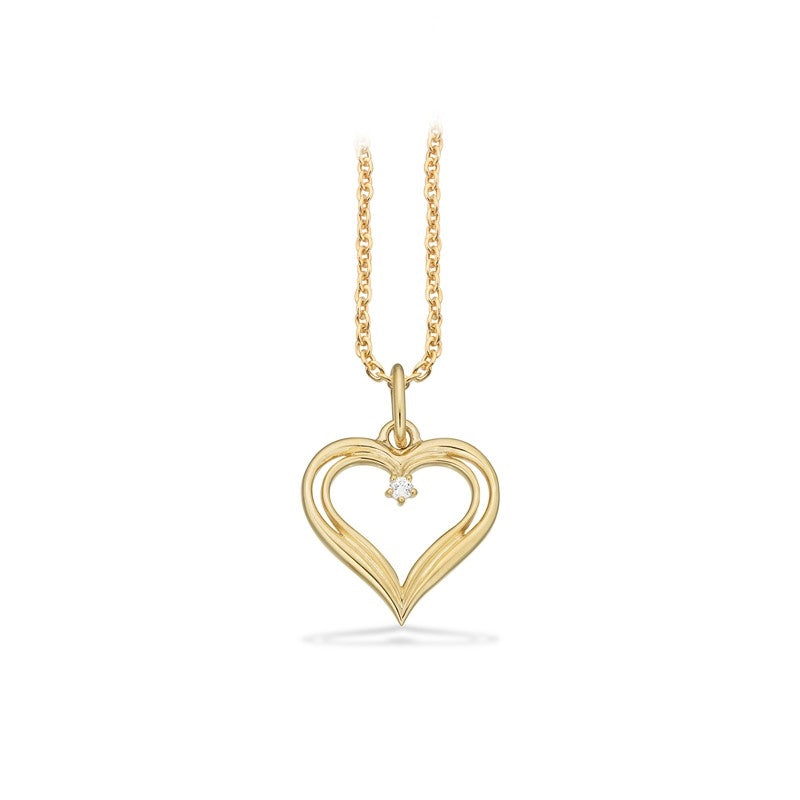 Hjertevedhæng i 8 kt guld med 0,015 ct diamanter og forgyldt sølvkæde fra Scrouples.