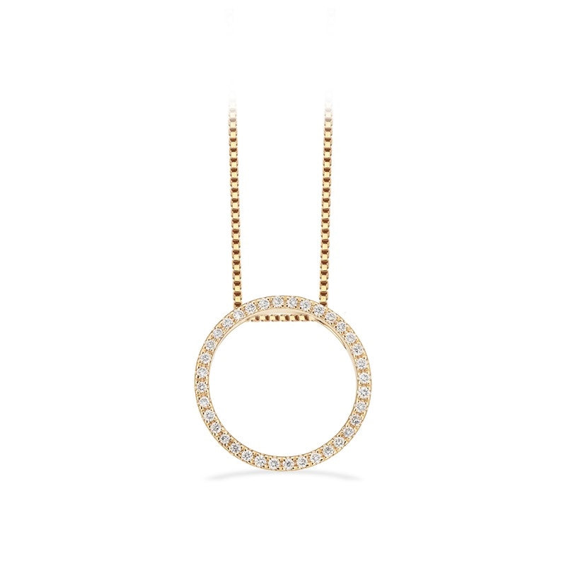Dazzling rundt vedhæng i 14 karat guld med 0,14 ct diamanter fra Scrouples.