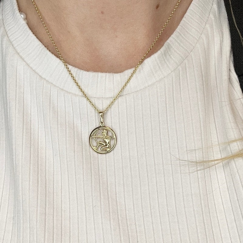 Nordahl Fisk stjernetegn vedhæng i 8 eller 14 karat guld 12 eller 15 mm