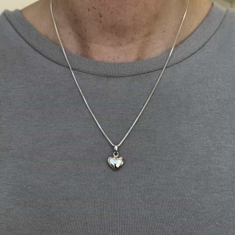 Siersbøl hjertevedhæng i rhodineret sølv 10 x 17 mm