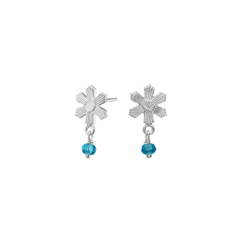 Nordahl Andersen blomstøreringe i rhodineret 925 sterling sølv med blå sten fra Nordahl Jewellery.