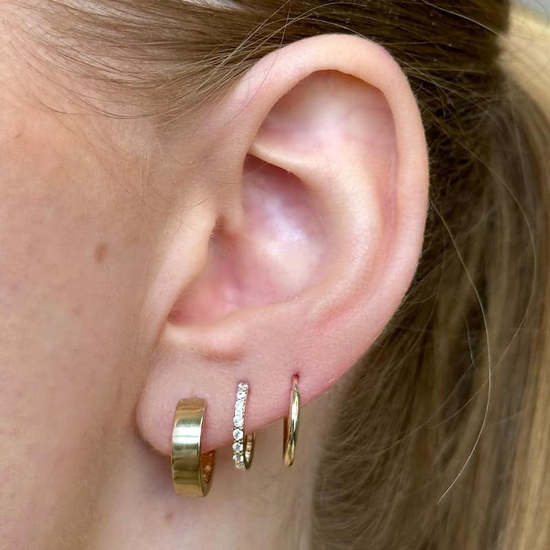 Elegante Siersbøl creoler i 8 eller 14 karat guld, Ø12 mm