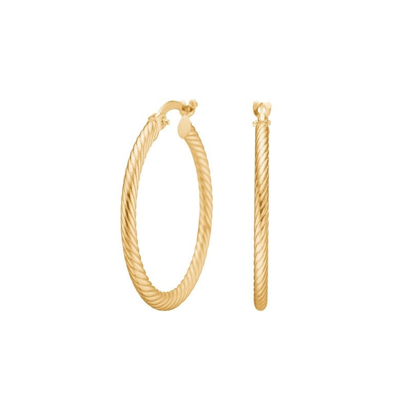 Siersbøl snoede creoler i 8 karat guld med rillet overflade – elegante og tidløse øreringe.