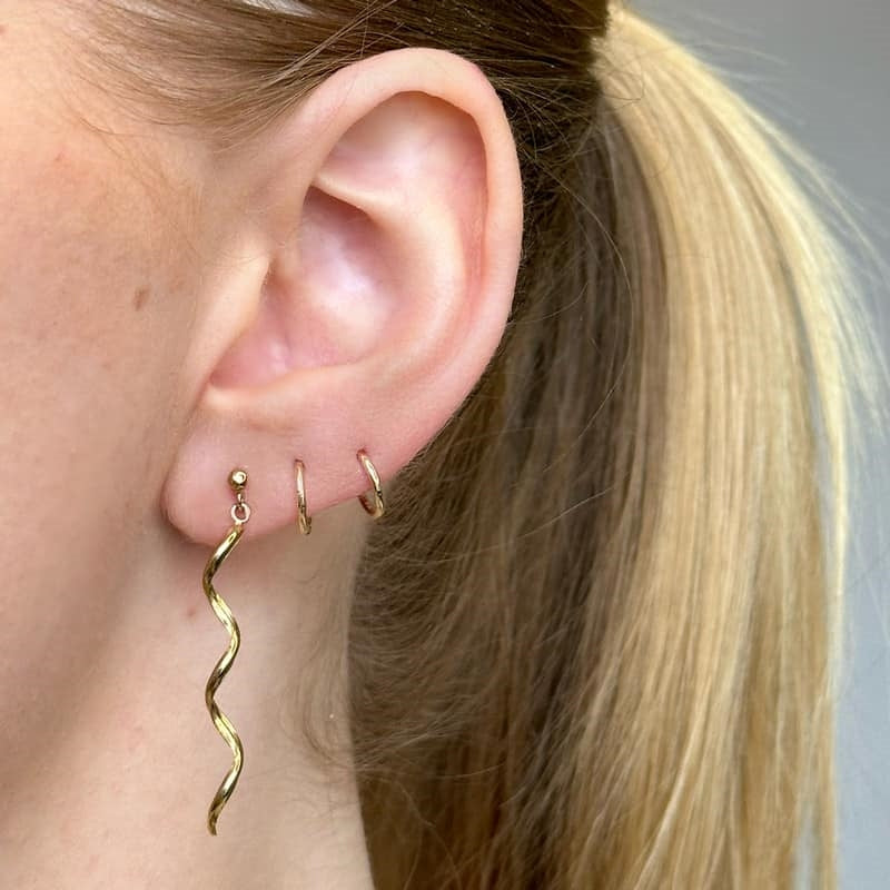 Siersbøl spiral ørehængere i 8 kt guld