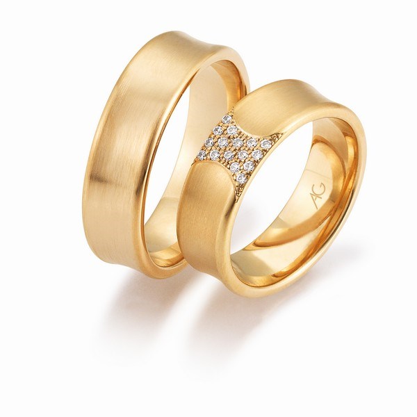 Eksklusiv Gerstner vielsesringe i 9 eller 14 karat rosaguld med 16 diamanter