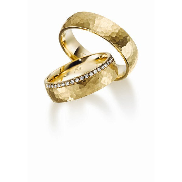 Romantisk Gerstner vielsesringe i 14 eller 9 karat guld med 0,10 ct diamanter