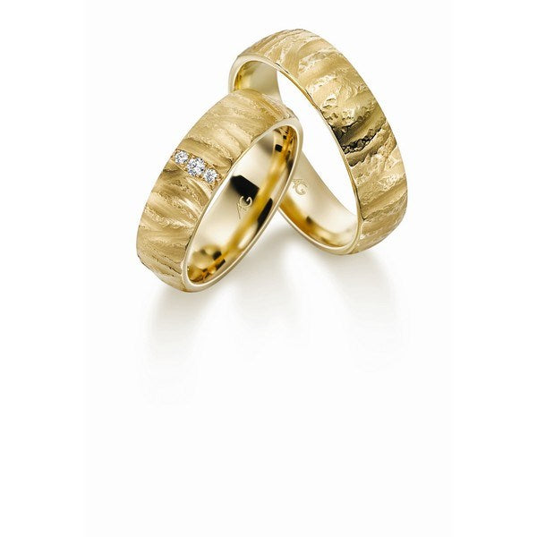 Rustikke Gerstner vielsesringe i 14 eller 9 karat guld med 0,045 ct diamanter
