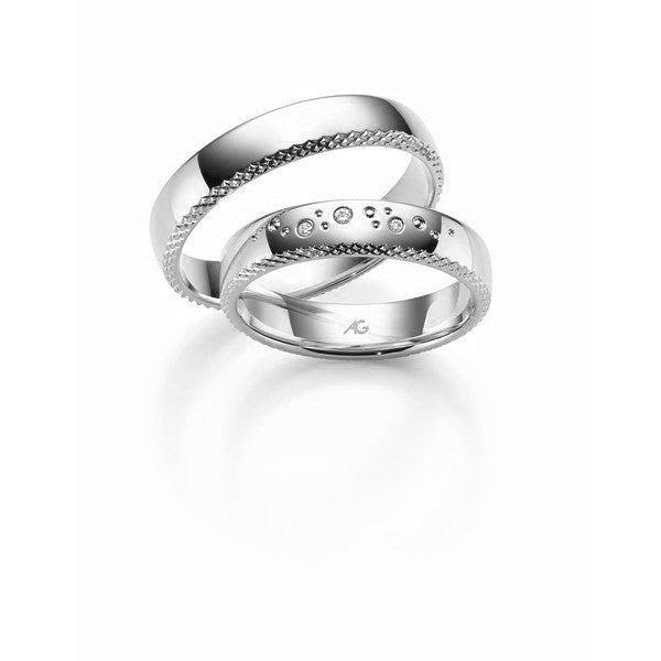 Romantiske Gerstner vielsesringe i 9 eller 14 karat hvidguld med 0,023 ct diamanter