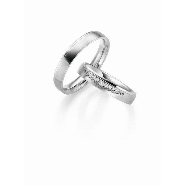 Romantiske Gerstner vielsesringe i 14 karat hvidguld med 0,081 ct diamanter