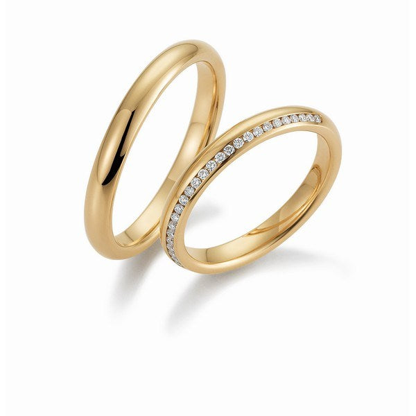 Romantisk Gerstner vielsesringe i 14 eller 9 karat rosaguld med 0,14 ct diamanter – klassiske ringe med 3 mm bredde, hvor dameringen er prydet med 28 brillantslebne diamanter.