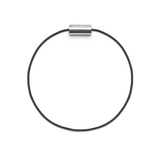Black Sun armbånd i sort nylon med sølvlås – Mads Z