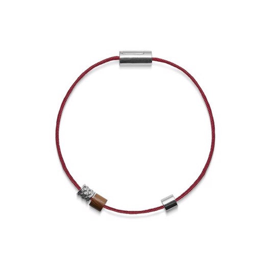 SURIN BEACH armbånd fra Mads Z i rød nylon med sølvlås og sølv- og driftwoodperler, 16,5–21 cm.