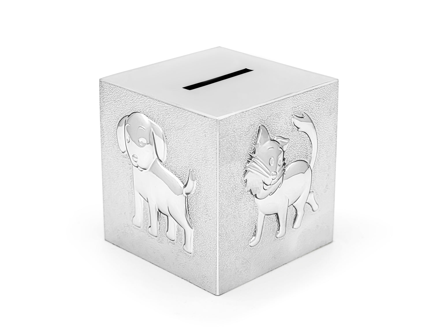 Zilverstad Cube Pets sparebøsse i sølvfarvet metal med kvadratisk form og dyremotiver i relief.