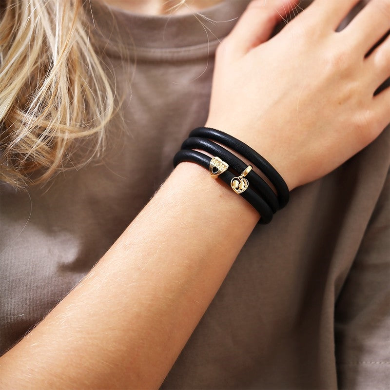 Mother and Child charm i forgyldt sølv med klar zirkon fra Christina Jewelry & Watches