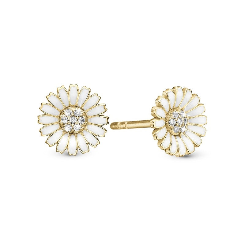Marguerite øreringe i 18 kt forgyldt sølv med hvid emalje og kubiske zirkonia 8 mm fra Christina Jewelry & Watches.