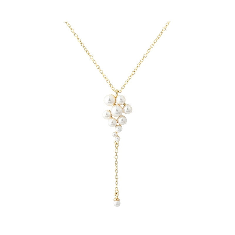 Aqua Dulce Luna Cluster halskæde i 14 karat forgyldt sterling sølv med perleklynge i Y-form, justerbar 45–48 cm.