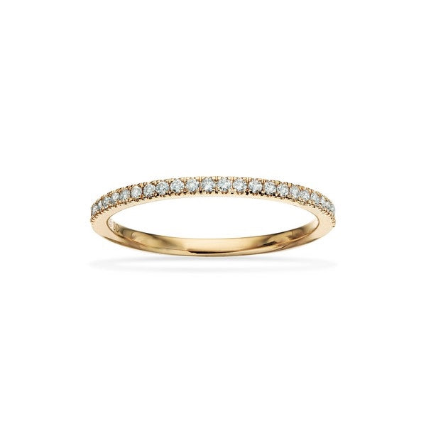 Dazzling ring i 14 karat guld med 0,16 ct W/SI diamanter fra Scrouples – slank alliance ring i guld med funklende diamanter.