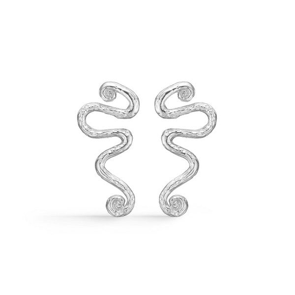 Wave ørestikker i 925 sterlingsølv fra Studio Z med organisk, bølget design.
