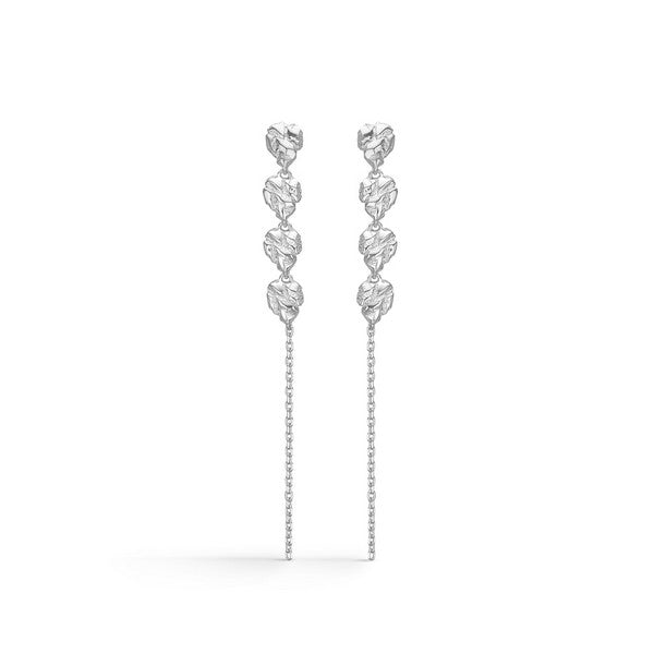 Element lange øreringe i 925 sterlingsølv fra Studio Z med rå, klippeinspirerede detaljer.