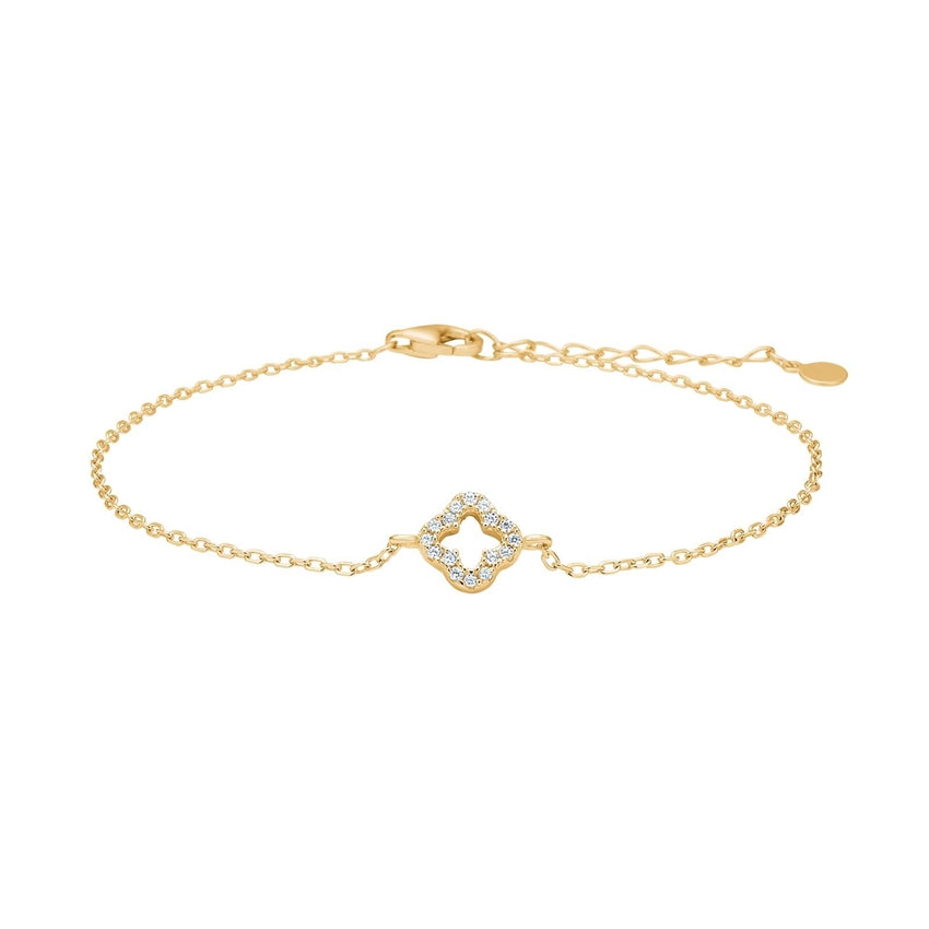 PamelaNor armbånd i 18 karat forgyldt sølv fra JoanliNor med hvide zirkonia og firkløvervedhæng 17+3 cm