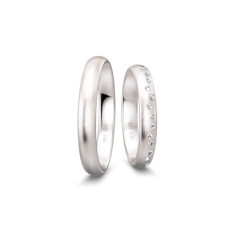 Breuning Renaissance vielsesring i 9 eller 14 karat hvidguld med 19 diamanter – elegant og tidløs ring med 3,5 mm bredde.