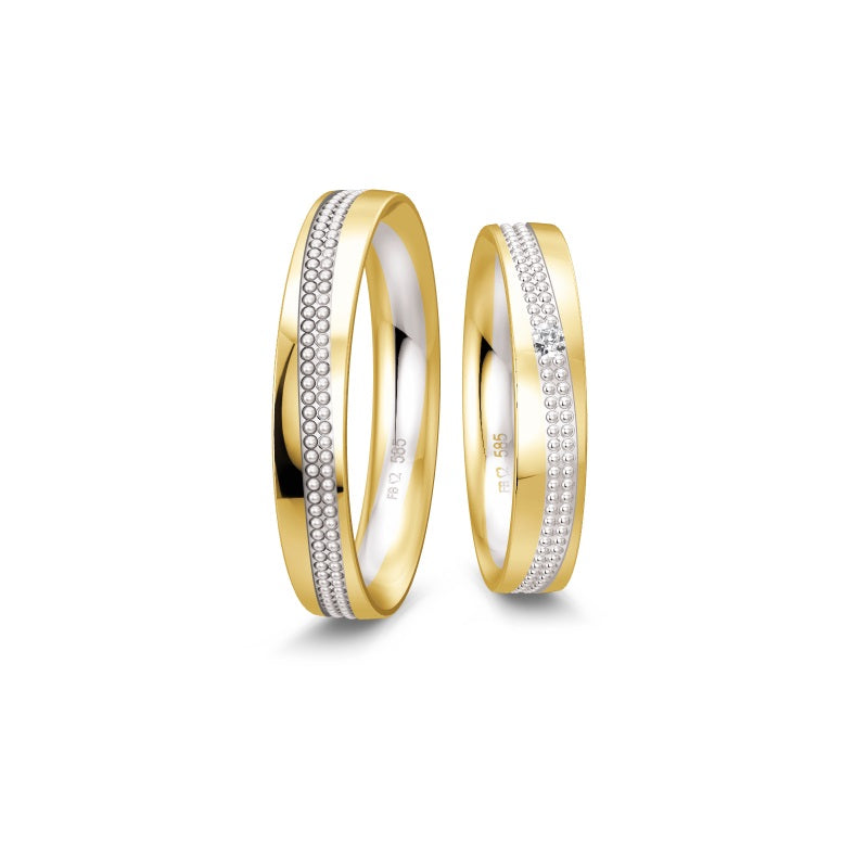 Breuning Renaissance tofarvet vielsesring i 9 eller 14 kt guld med 0,04 ct diamant og mønstret midterstribe.