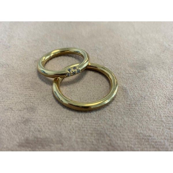 Unikke Scrouples vielsesringe i 8 eller 14 karat guld, 3 mm med 7 diamanter