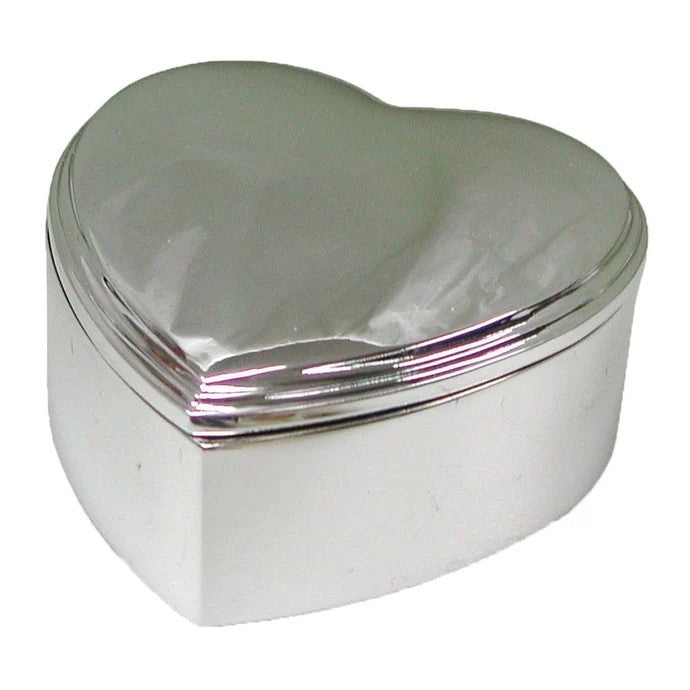 NOA Kids smykkeskrin fra Nordahl Andersen i forkromet hjerteformet design, 8x8 cm.