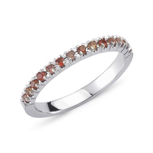 Perá ring i 14 kt hvidguld med 14 orange safirer fra Nuran.