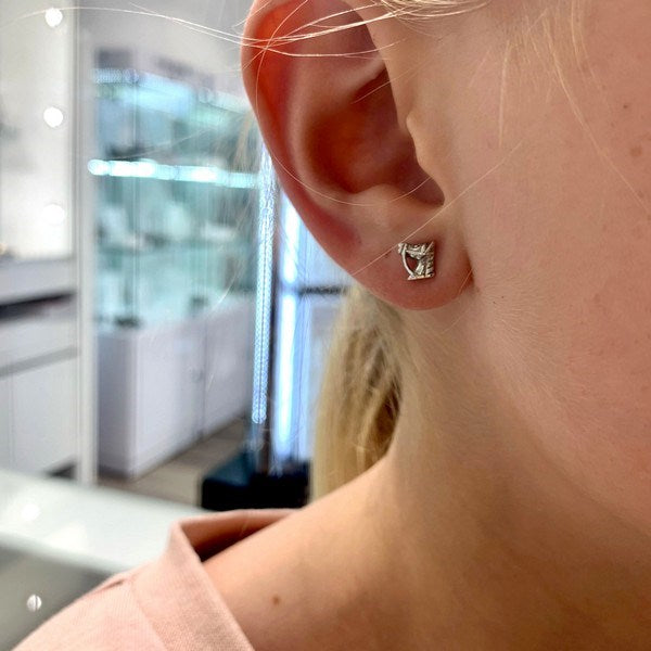 Noa Kids heste ørestikker i rhodineret sølv fra Nordahl Andersen