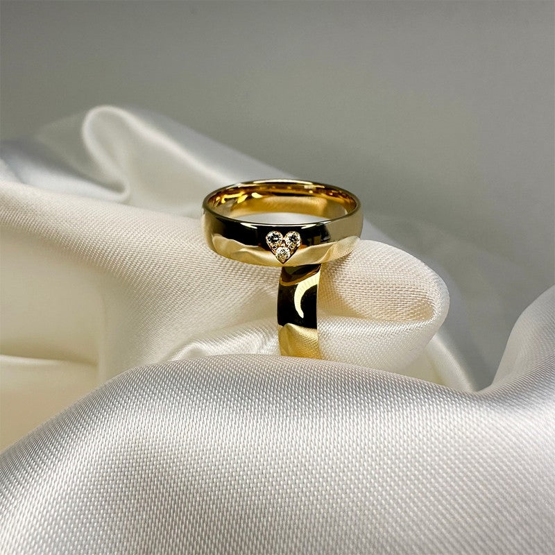 Romantiske Smykkecenter vielsesringe i 14 karat guld med 0,06 ct diamanter