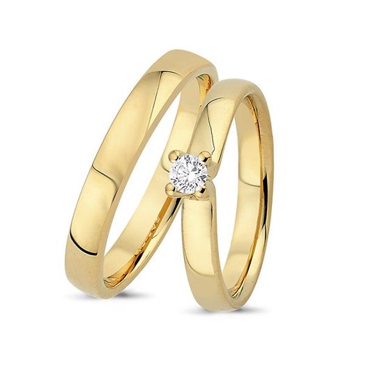 Smukke Nuran vielsesringe i 14 kt guld med 0,14 ct diamant – klassisk sæt med blank herre- og damering.