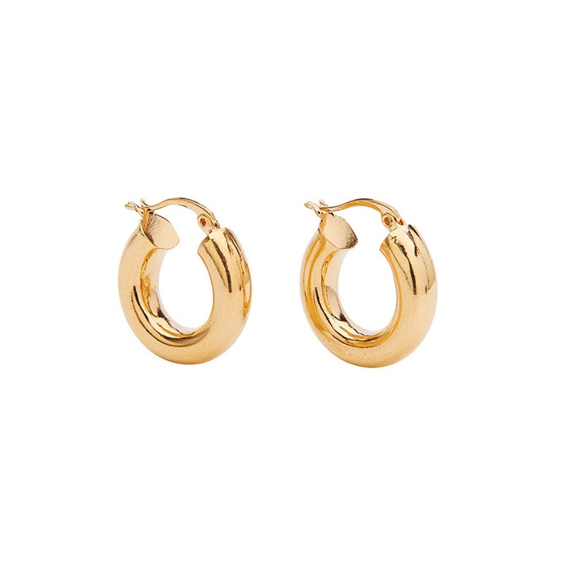 Amanda X hoops i 24 karat forgyldt messing fra Pico Copenhagen