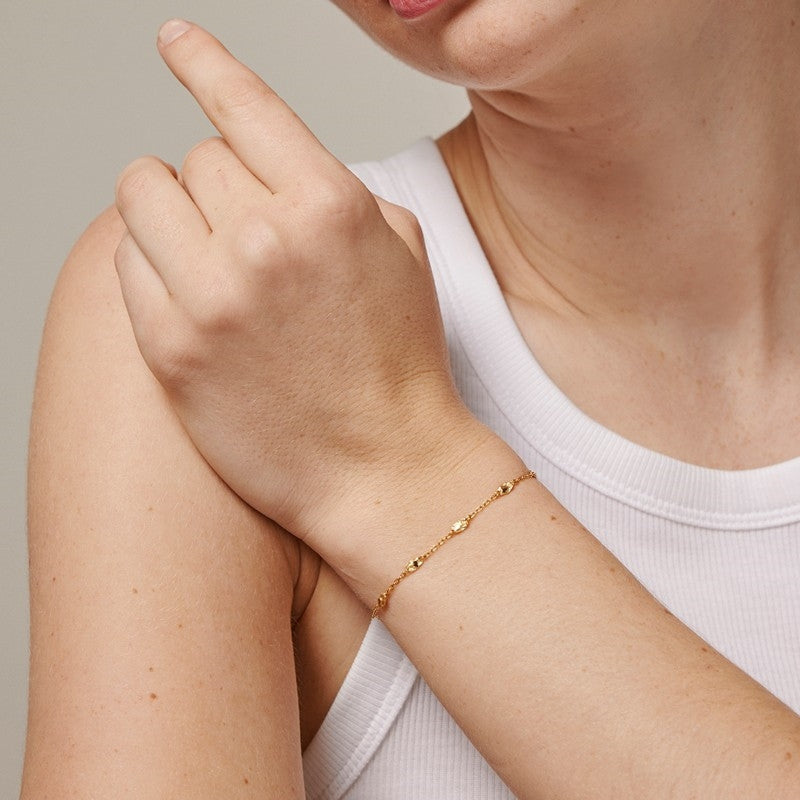 Kia armbånd i 18 karat forgyldt sølv fra Enamel Copenhagen 16+3 cm