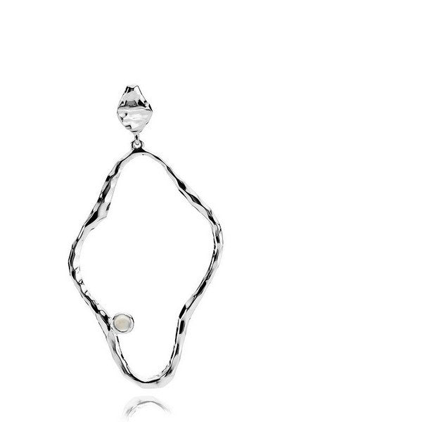 Sistie stor self-love ørering i sølv med hvid agat – unikt formet statement-ørering.