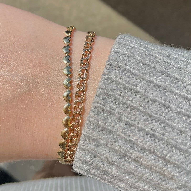 Aagaard armbånd i 8 karat guld med små hjerter 19 cm