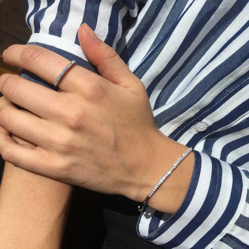 Armring i 14 kt hvidguld fra Scrouples med 0,48 ct diamanter